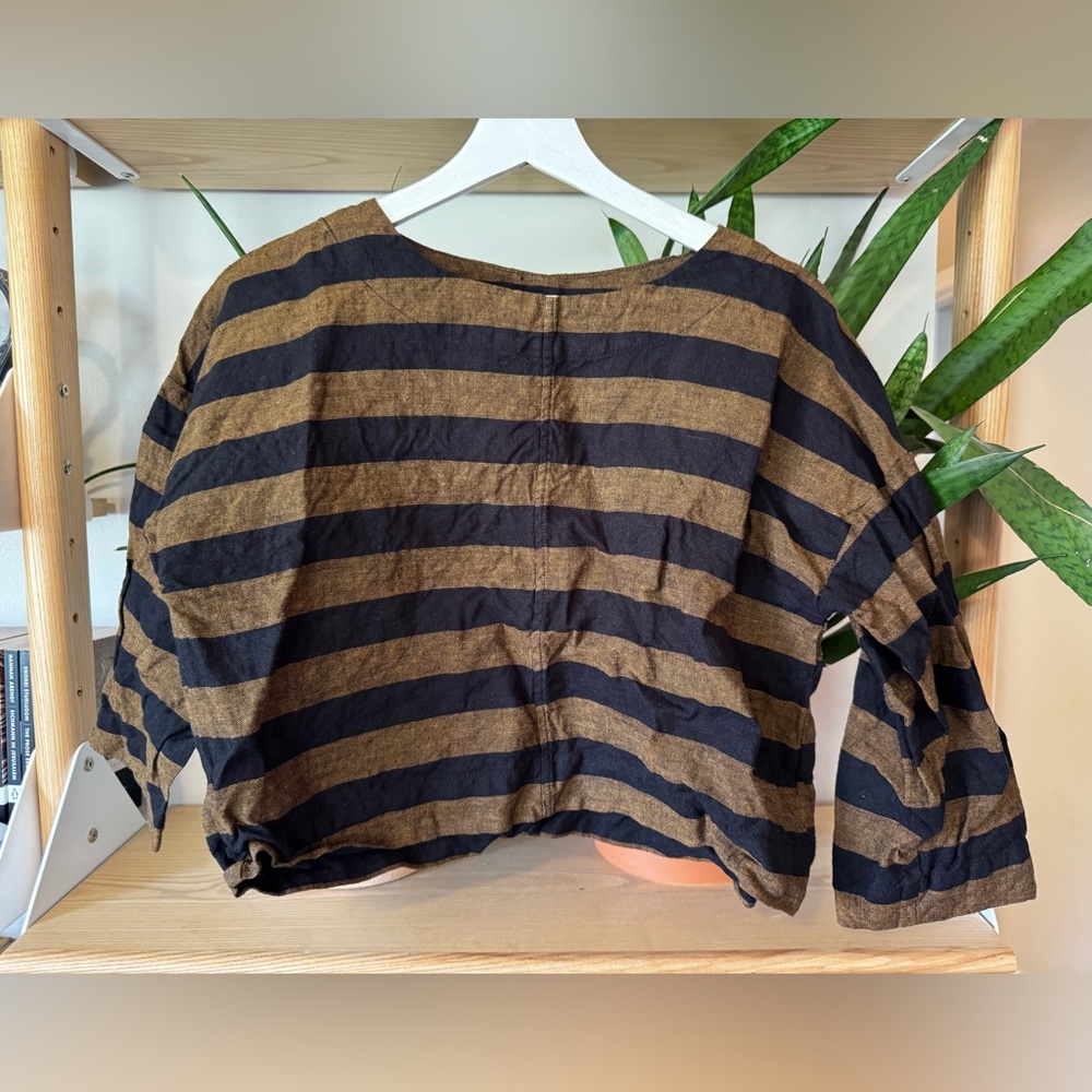 Beyond Nine Lily top rust stripe